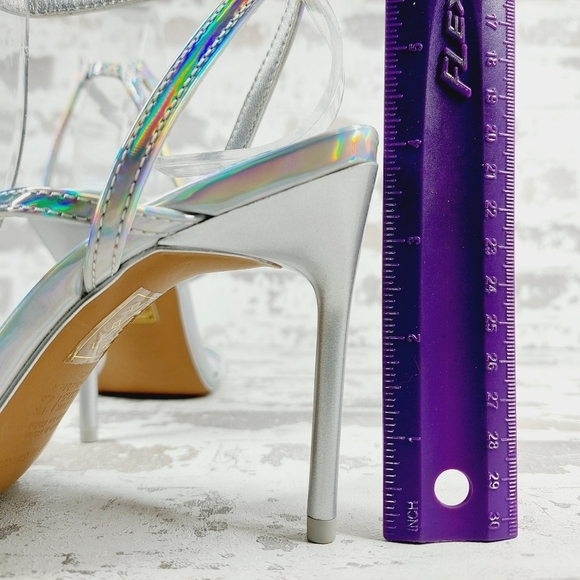 New Call it Spring Silver Angelic Heeled Sandal C60 - Picture 9 of 12